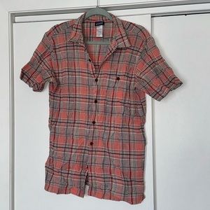 Patagonia button up tee